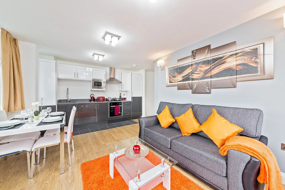 Metro Service Apartments Bedford