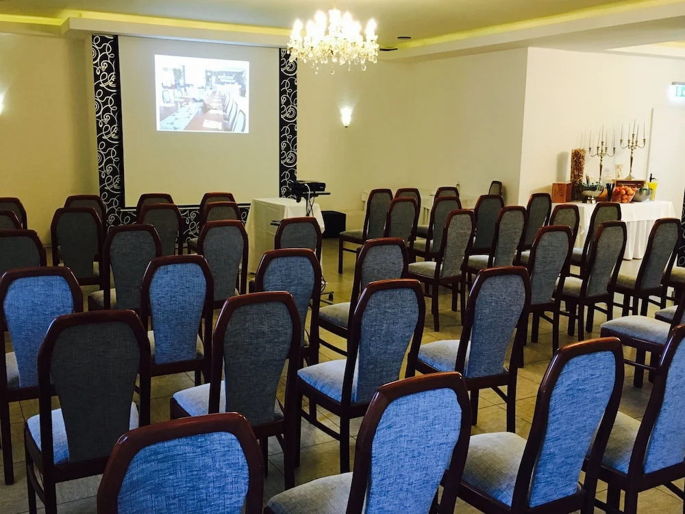 Hotel & Restaurant Hessischer Hof