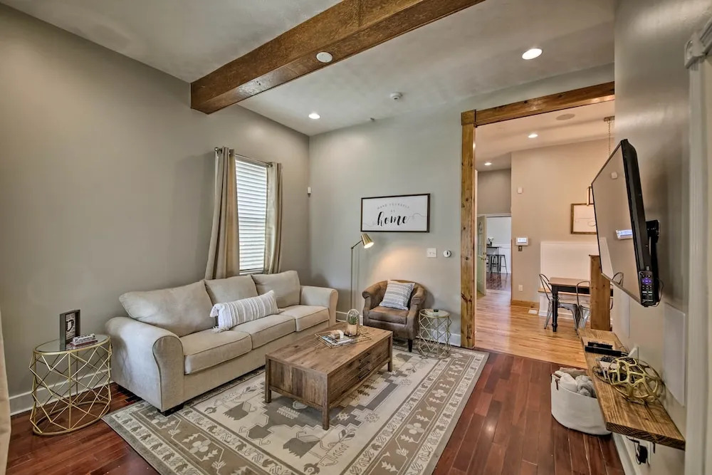 Updated Indianapolis Home, Walk to Lucas Oil!