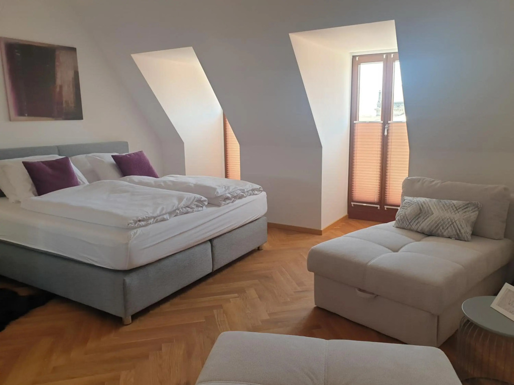 Modernes Apartment an der Frauenkirche