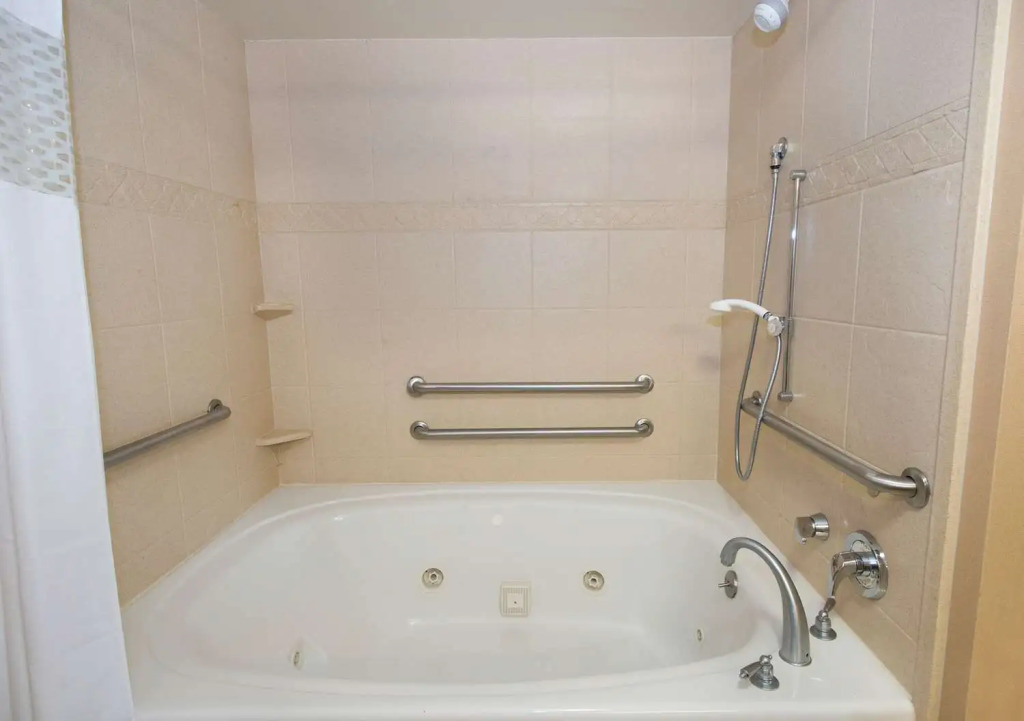 Hampton Inn & Suites Scottsboro
