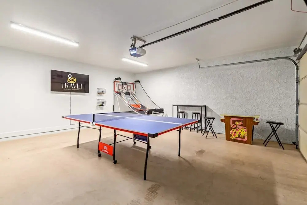 Citrus Grove Heated Pool Putt Grn Gameroom