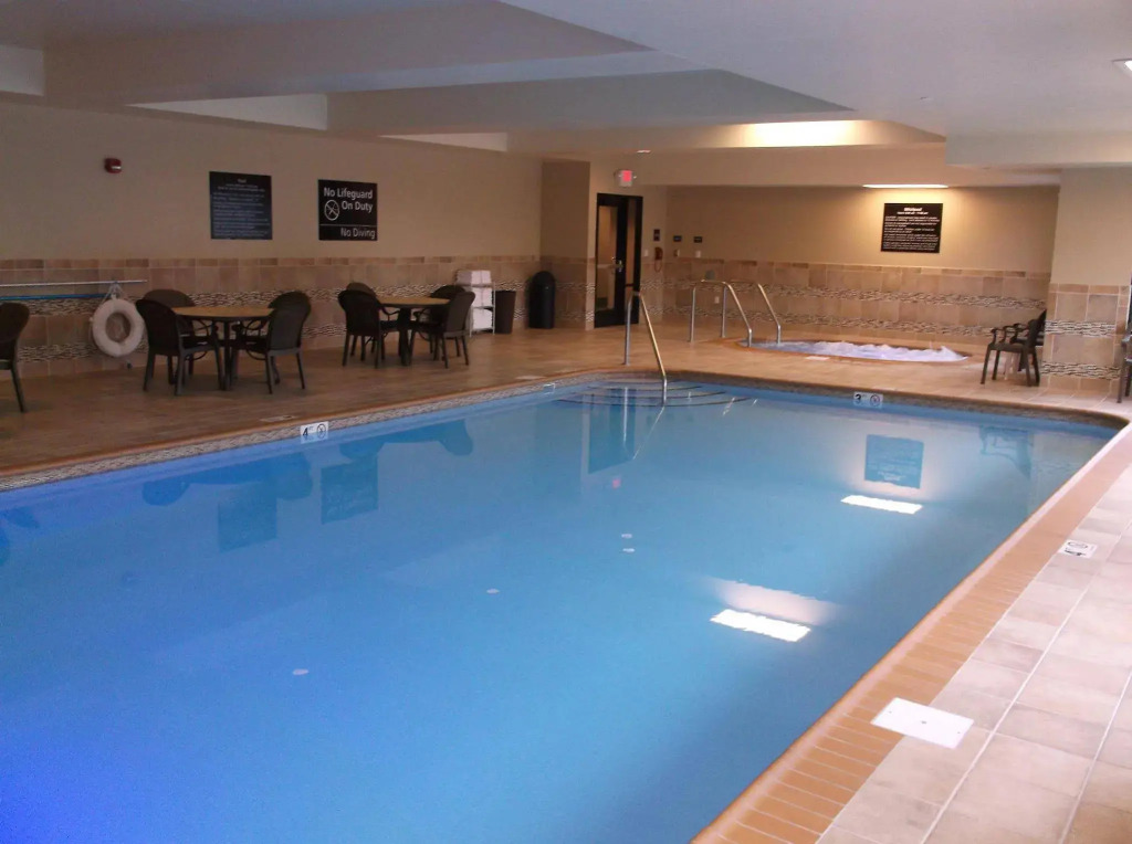 Hampton Inn & Suites Grand Forks