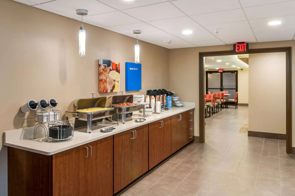 Comfort Inn & Suites At Copeland Tower