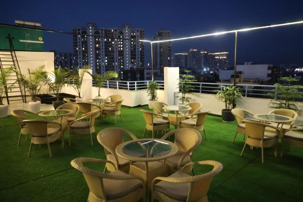 Hotel Elite 29 Golf Course Road