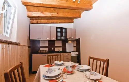 Apartment Nadalina 1072