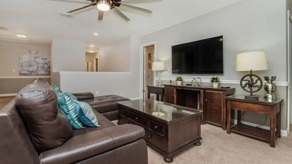 1492 Moon Valley Drive