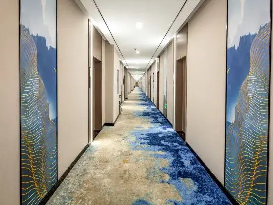 Yifeng Hotel