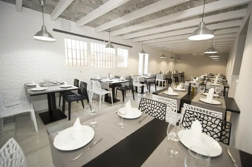 Hostal Avenida