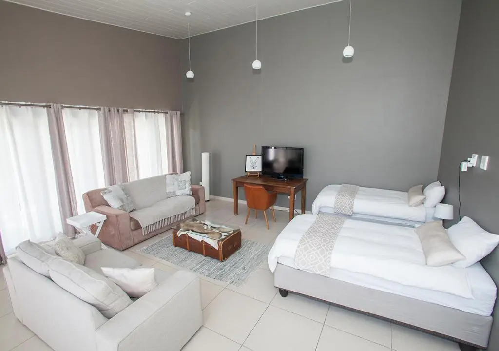 RnB's Studio Apartment