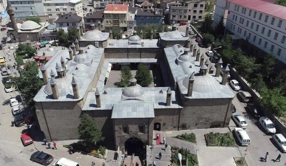 Lala Grand Hotel