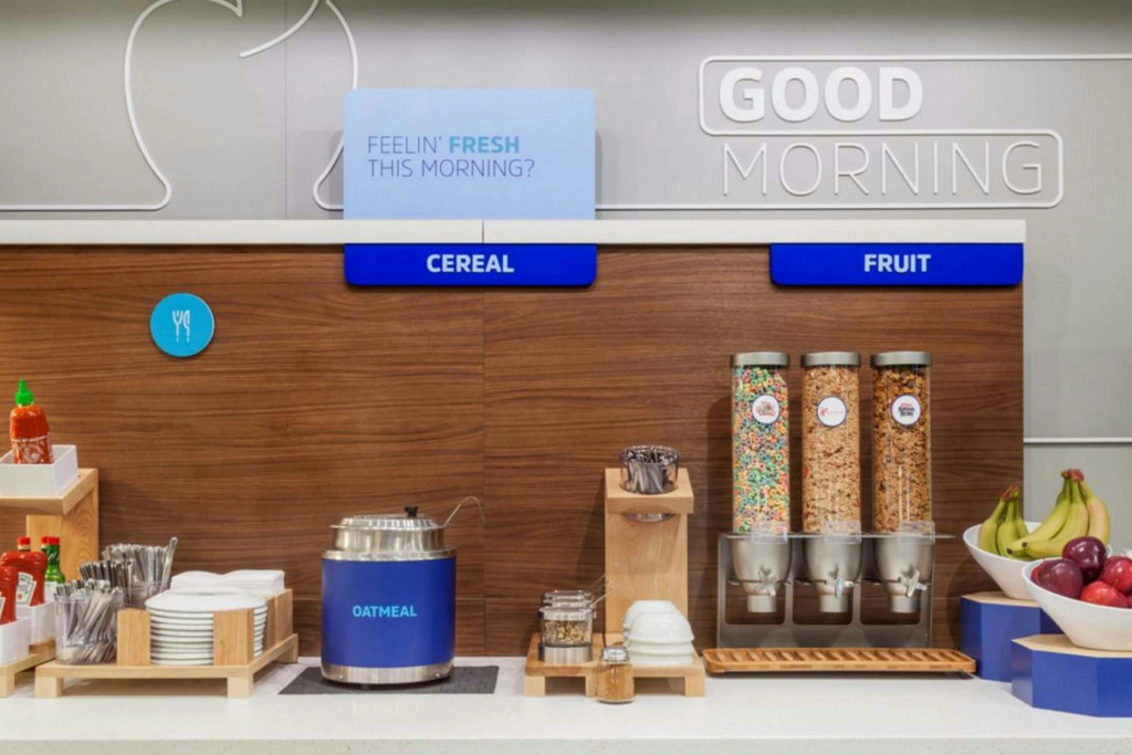 Holiday Inn Express & Suites Pasadena - Los Angeles by IHG
