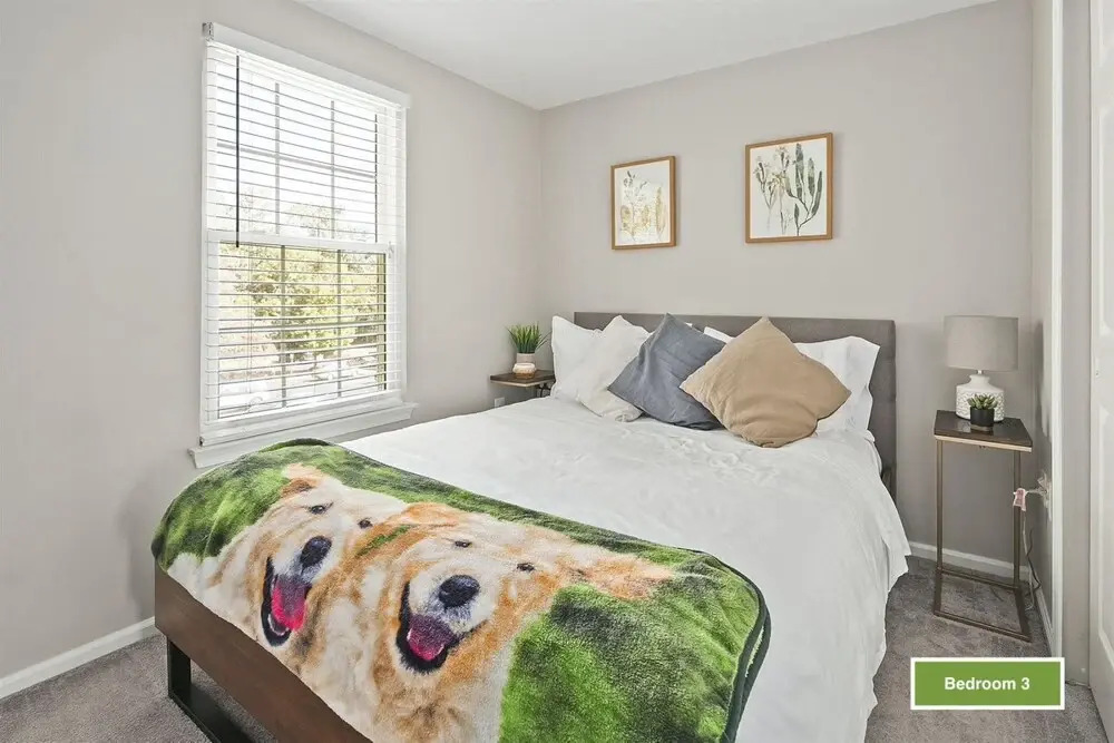 Top Rated Townhome - Largest Corner Unit With Patio, Deck, Basement, and new Luxury Mattresses! Self Checkin. Super Host Support!