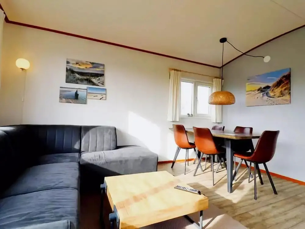 Restful Dune Chalet in Hollum