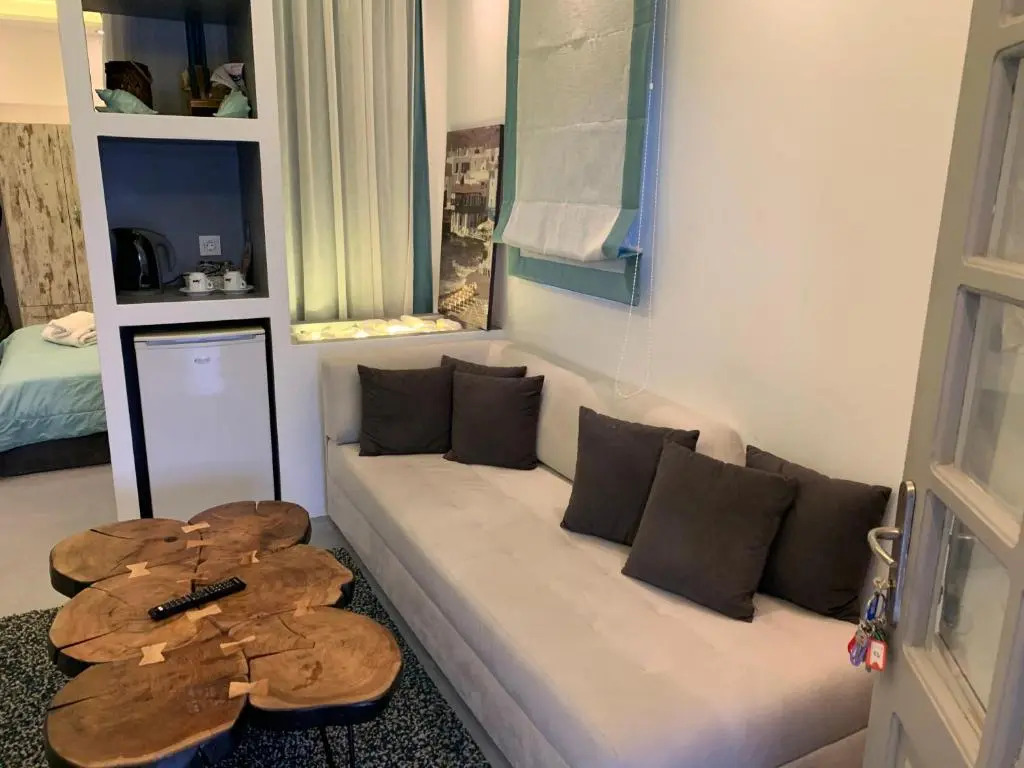 Room 11