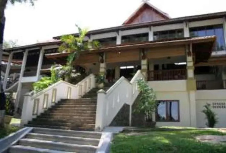 Ratu Hotel & Resort
