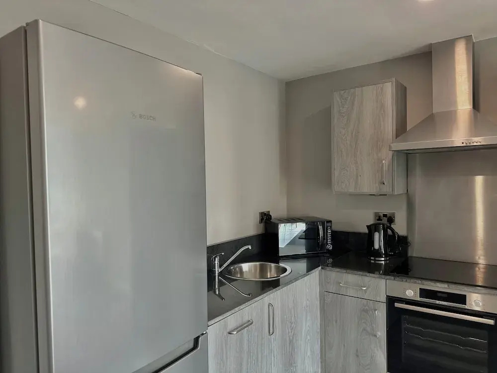 Monarchs Quay Arena Apartments by Happy Days