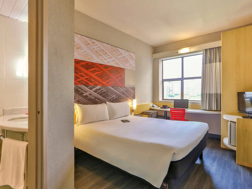 Ibis Maringa