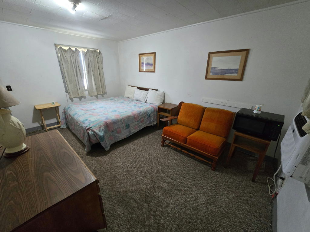 OYO Sandman Inn