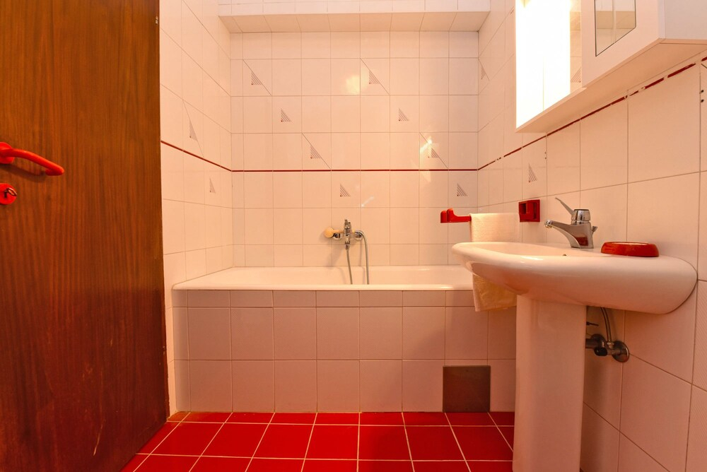 Apartment 1560