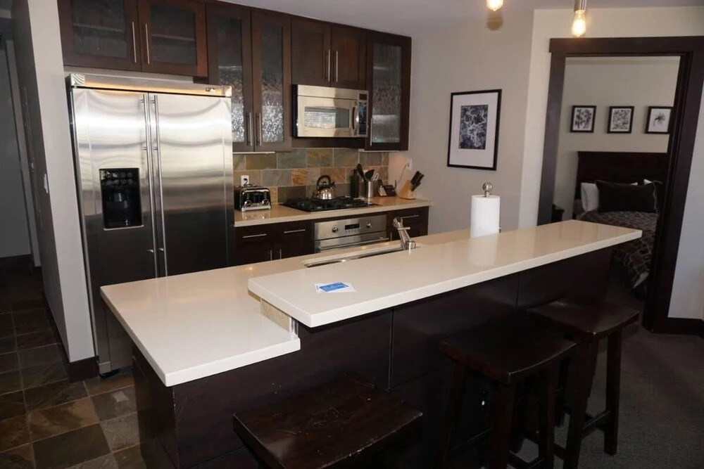 120 Carriage Way 2205