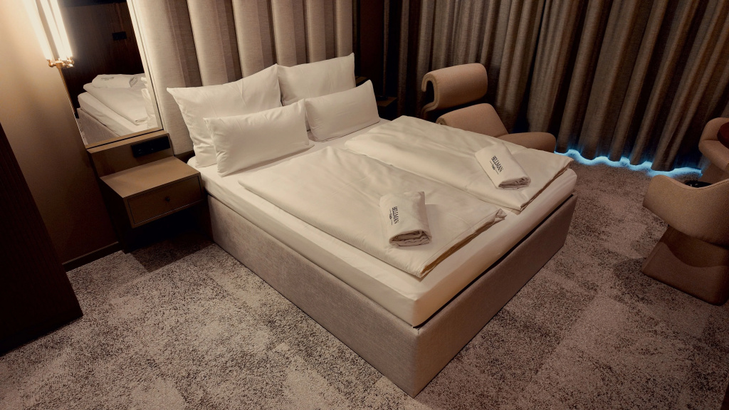 Bellman Hotel