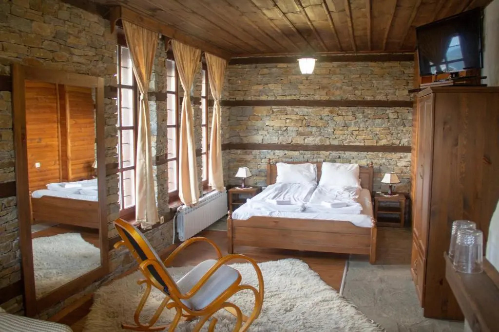Leshtenski Rai Guest House