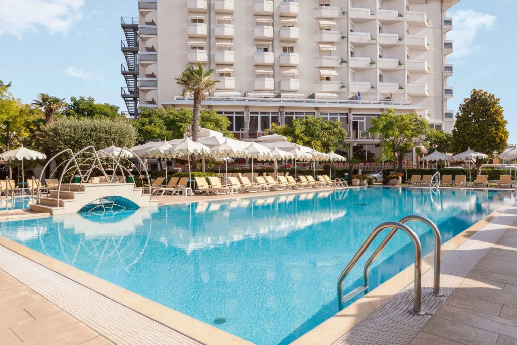 Hotel Bristol