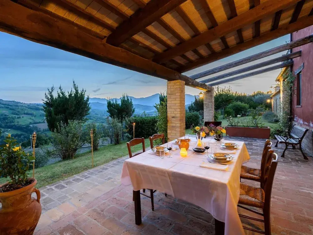 Scenic Stay in Le Marche