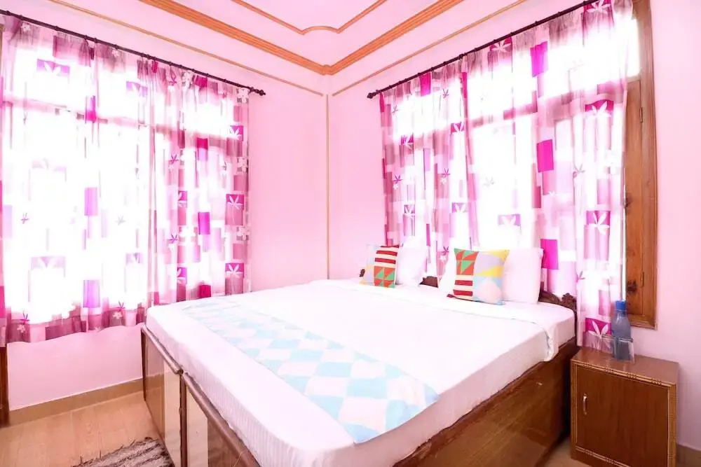 Oyo Home 16757 Comfy 2Bhk