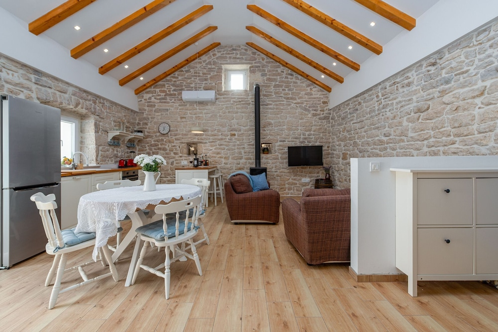 Villa Pod Murvom ZadarVillas