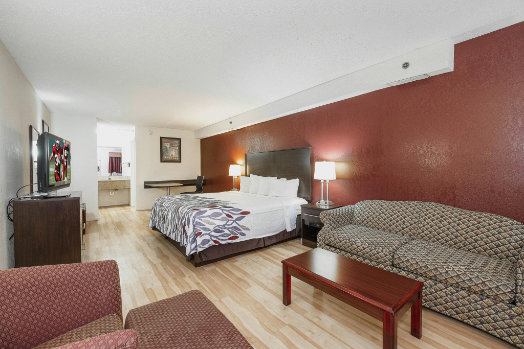 Red Roof Inn & Suites Rome