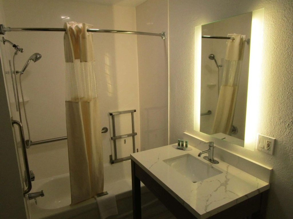Best Western Acadia Hotel