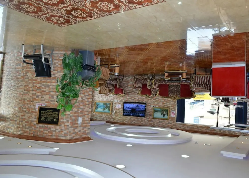 Omseyat Al Sharq Furnished Units 3