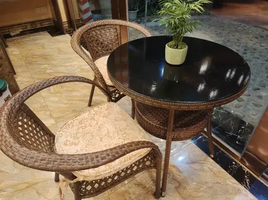 Yinhe Hotel