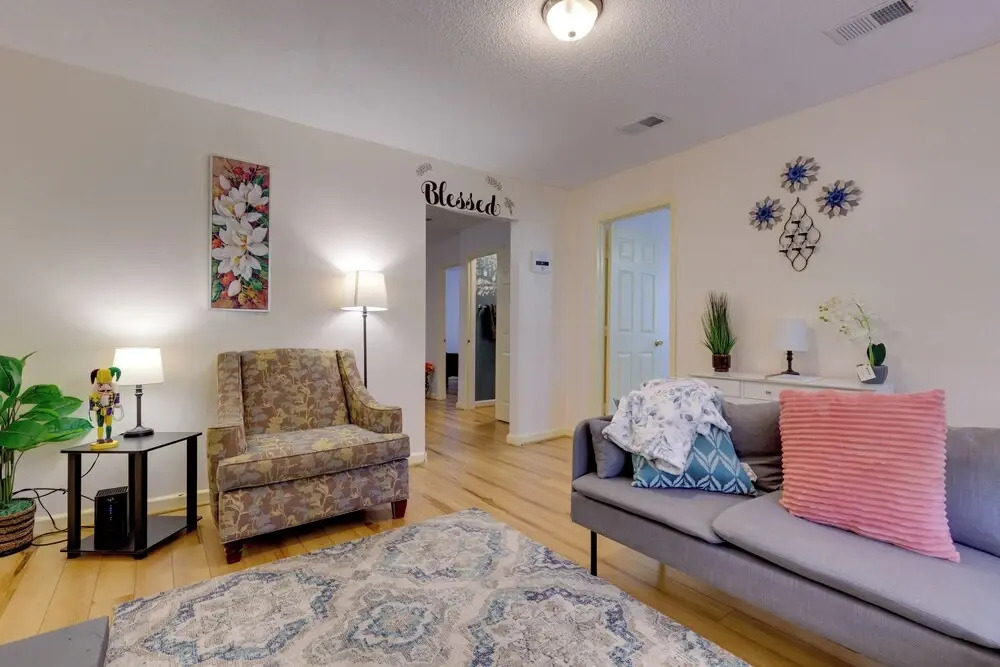 Stunning Gulfport Getaway ~ 1 Mi to the Beach