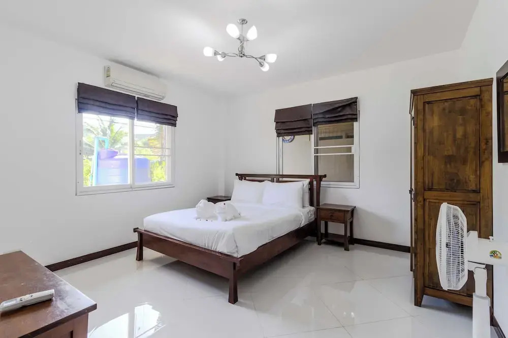 3BR Close to Phuket's Best Beaches V245