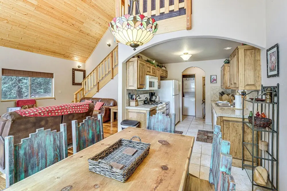 Angel Fire Cabin Rental w/ Hot Tub & Gas Grill!