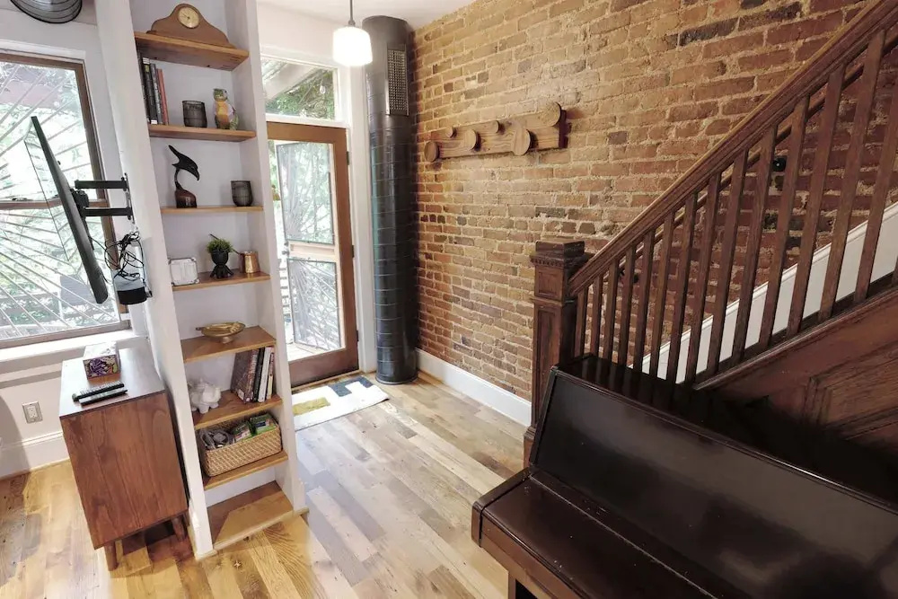 Hidden in the Heights DC Retreat for Family - 3 Bedroom