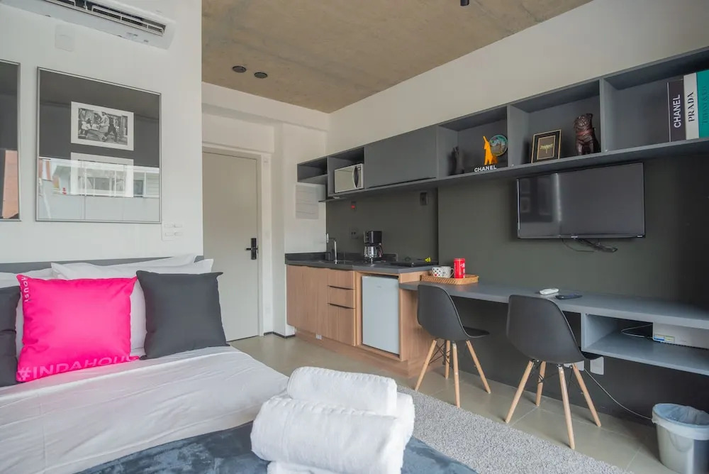 360 VN On Lorena by Housi