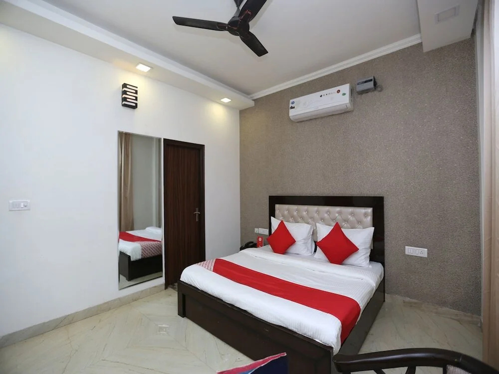 The Destiny Inn by OYO Rooms