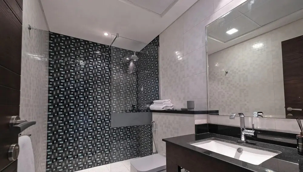 LUX The Cayan Superior Suite 2