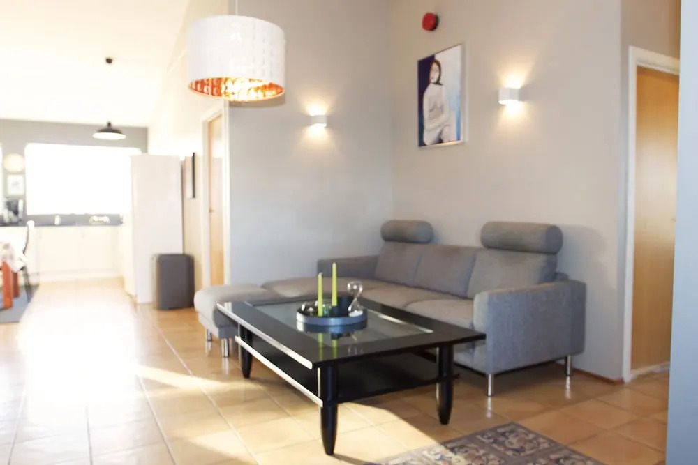 Guesthouse Álfar