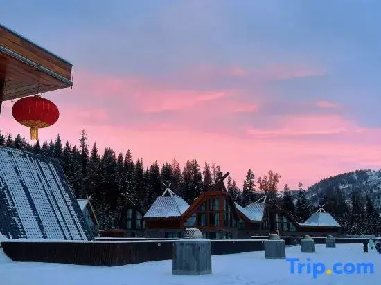 Kanas Fairy Tale International Hotel