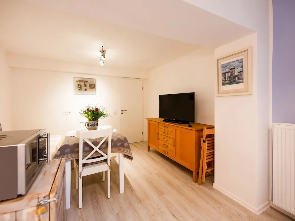 Elegant Apartment in Naumburg With Terrace