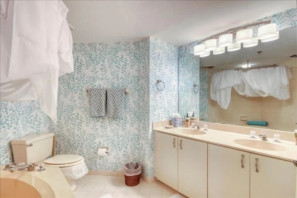 Som 112 - Somerset 2 Bedroom Condo by Redawning