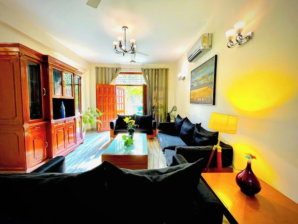 BedChambers Serviced Apartments - Artemis Hospital