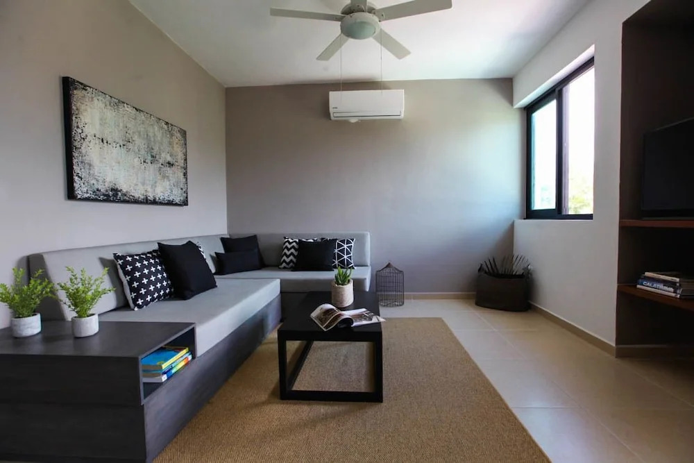 Tony Condo 2 bedroom sleeps 4