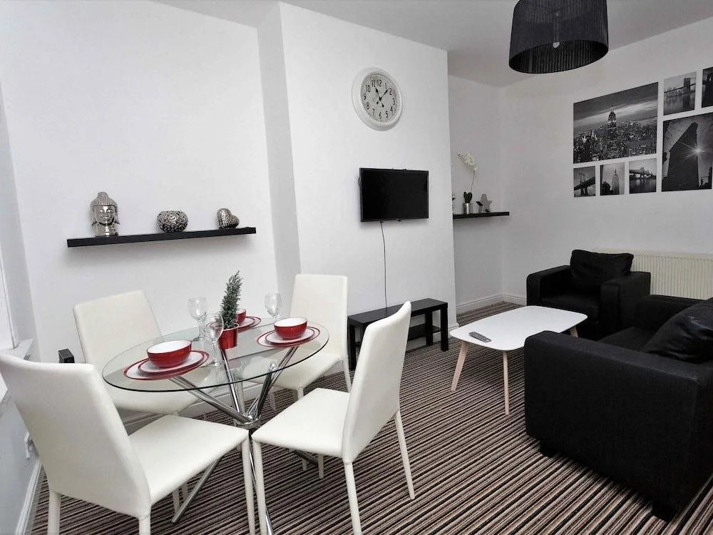 Kirkstall House