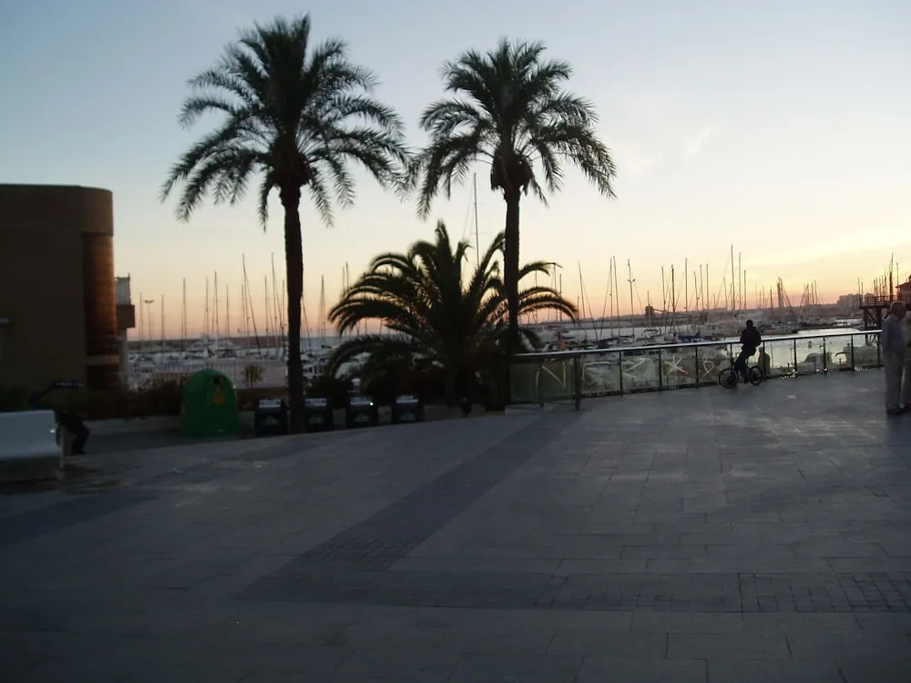 Stunning 2-bed Apartment in Orihuela